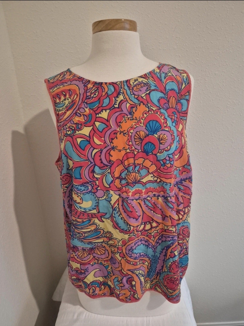Lilly Pulitzer Multicolor Paisley Sleeveless Shell - Pink, Orange, Blue